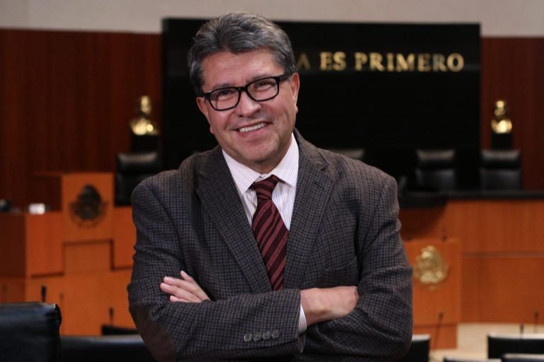 Ricardo Monreal urge preservar el legado histórico del Siglo XX