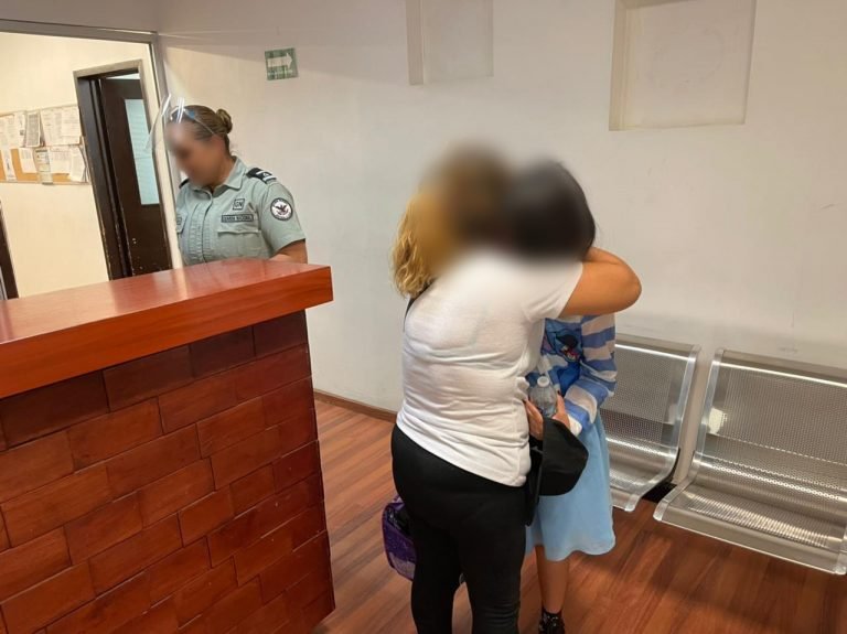 Guardia Nacional rescató a una menor que pretendía viajar sola a Guatemala, alentada por un sujeto que conoció en internet