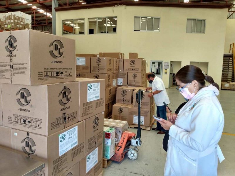 Hidalgo listo para vacunar a maestros contra covid-19; hay 82 mil dosis