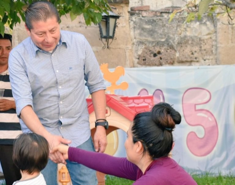 Presunta expareja exige al candidato a alcalde del PAN en Hidalgo reconocer a su hija