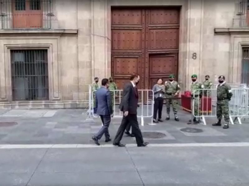 López Obrador se reúne con Mauricio Kuri en Palacio Nacional