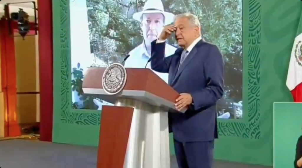 “Busco un líder de a deveras”, así se burló AMLO de Gilberto Lozano