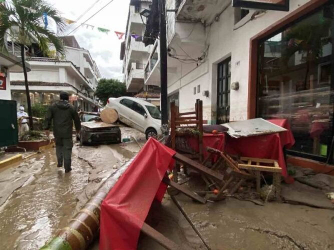 ‘Nora’ deja un menor muerto y una mujer desaparecida en Jalisco