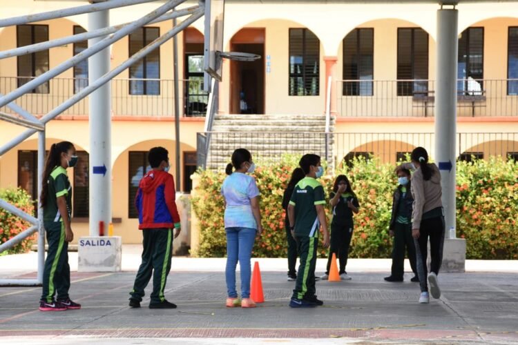 CONFIRMA SEDUC AUMENTO DE CONTAGIOS EN ESCUELAS