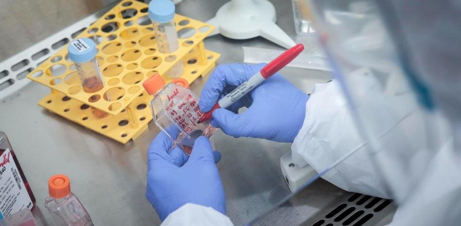 Red Nacional de Laboratorios de Salud Pública uno de los componentes para enfrentar COVID-19, al contar con sustento técnico-científico en materia de seguridad, calidad y eficacia de insumos