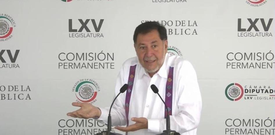 «No es de compañeros», reclama Noroña a AMLO exclusión de cena con «corcholatas»