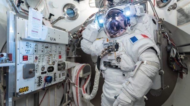 China puede proteger a astronautas de efectos de ingravidez durante 180 días: experto