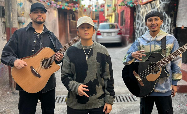 Yahritza y su Esencia se presenta en México y otra vez pide perdón