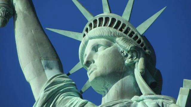 Nueva York ofrece vuelos gratuitos a inmigrantes que quieran abandonar la ciudad