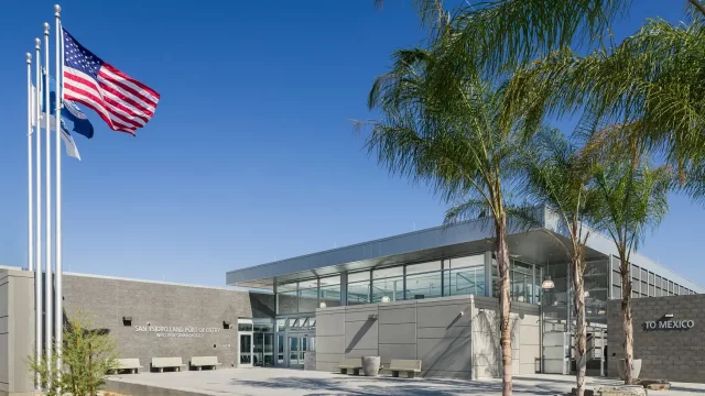 EU anuncia reapertura de paso peatonal con México en San Ysidro previo a ventas navideñas