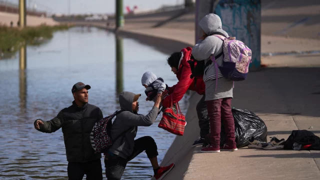 A pedido de Biden, AMLO recibe a delegación de EU para profundizar diálogo migratorio