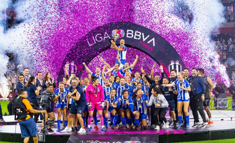 ¡Y llegó la tercera para Rayadas!