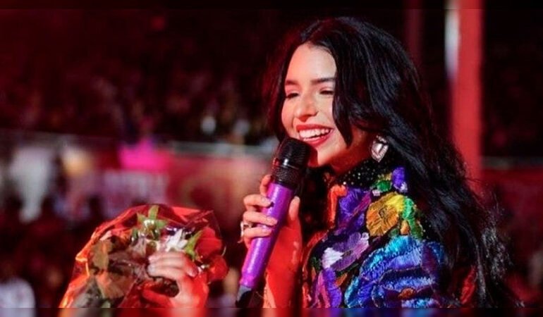 La Música en Declive: Ángela Aguilar Añade Más Sombra a Su Carrera con la Cancelación de Multiples Conciertos