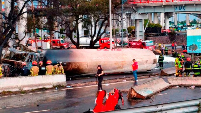 «La tragedia de Iztapalapa: 27 vidas abatidas en la devastadora explosión de pipa que estremece la ciudad»