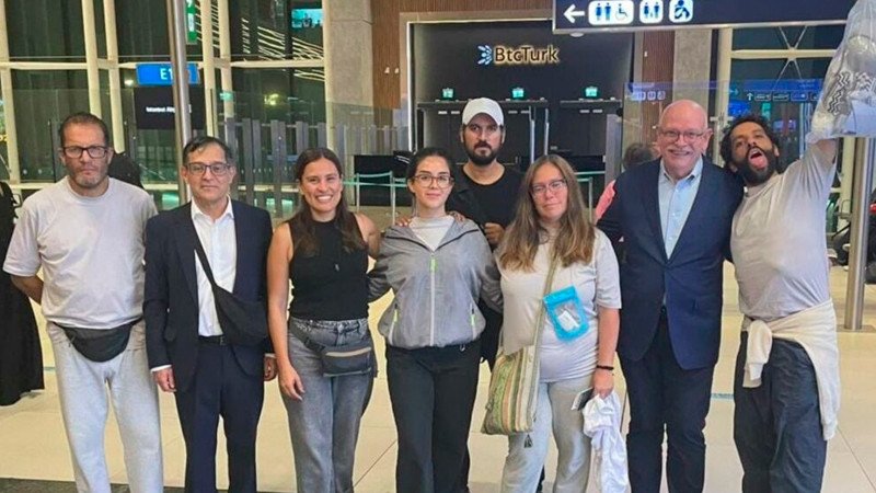«La frontera humana: Detenidos en CDMX, los héroes que intentaron cruzar la barrera entre la solidaridad y la justicia para el pueblo palestino»