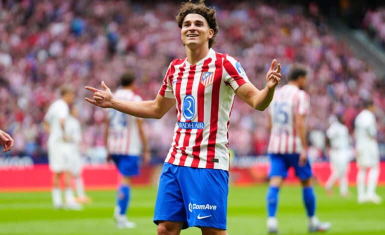 El delantero argentino se convierte en una pieza clave para los azulgrana con un rendimiento impresionante, generando expectativas sobre su posible incorporación en el traspaso de verano.